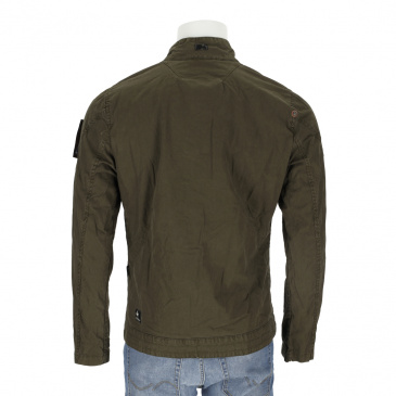 Яке мъже khujo