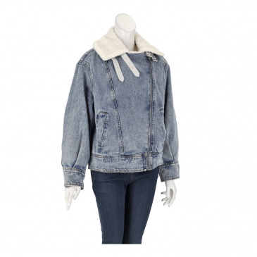 Яке жени ONLY