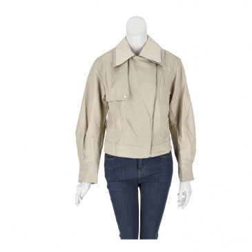 Яке жени ONLY