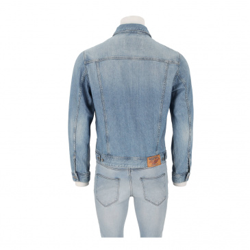 Яке мъже GUESS