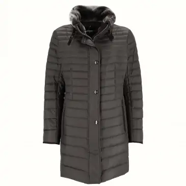 Яке жени Bernd Berger