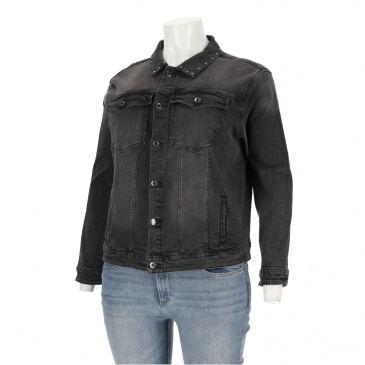 Яке жени s.Oliver