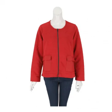 Яке жени GINA LAURA