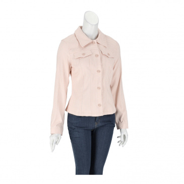 Яке жени GUESS