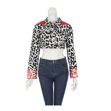 Яке жени Desigual