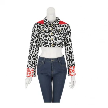 Яке жени Desigual