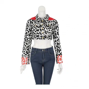 Яке жени Desigual