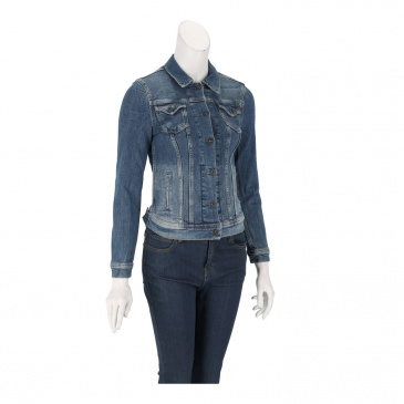 Яке жени Pepe Jeans