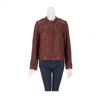 Яке жени Pepe Jeans