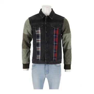 Яке мъже Desigual