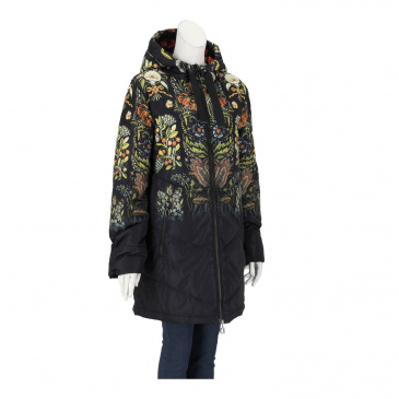 Яке жени Desigual