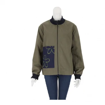 Яке жени Desigual