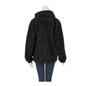 Яке жени Desigual