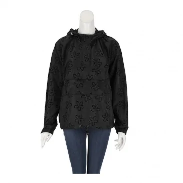 Яке жени Desigual