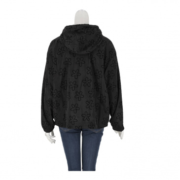 Яке жени Desigual