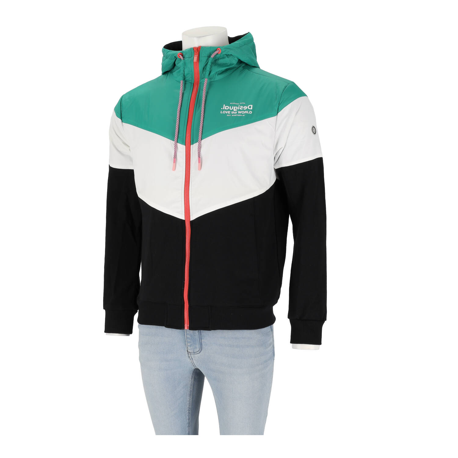 Яке мъже Desigual